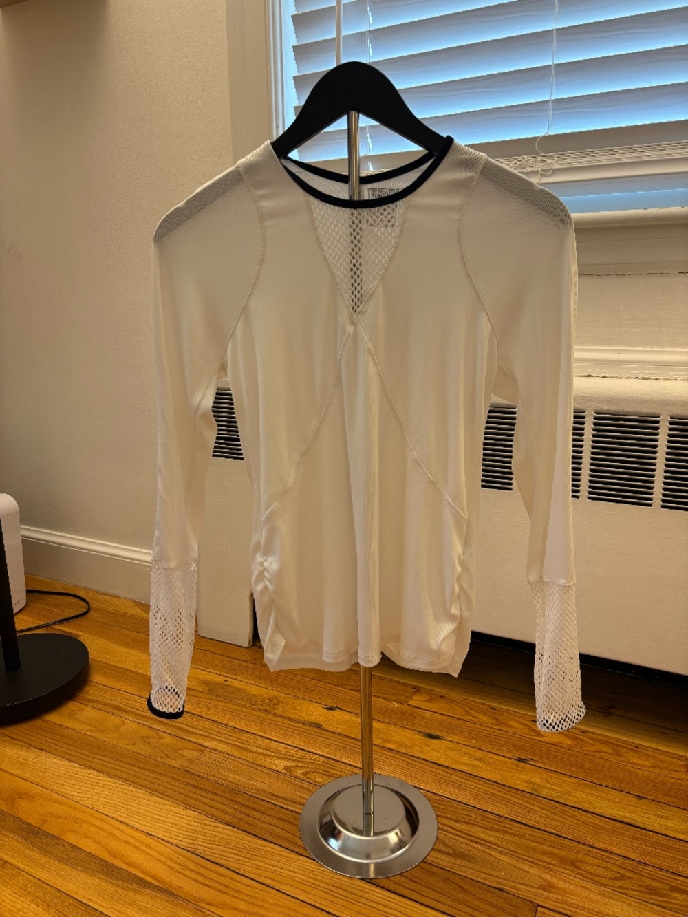 Like New Women's Sheer White Mesh Long Sleeve Top with Black Trim Size Small